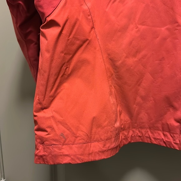 The North Face Summit Series Winter Coat - Picture 4 of 6